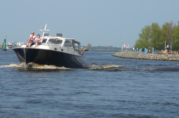 RiverCruise 35 Cabin Launch - Motorboot huren in Friesland - Ottenhome Heeg