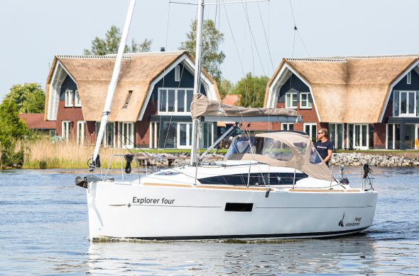 Jeanneau Sun Odyssey 319 - Zeilboot huren in Friesland - Ottenhome Heeg
