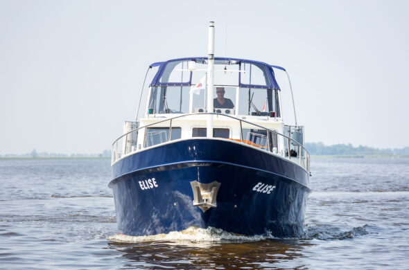 Motorboot huren Friesland - Klompmaker Kotter - Ottenhome Heeg verhuur