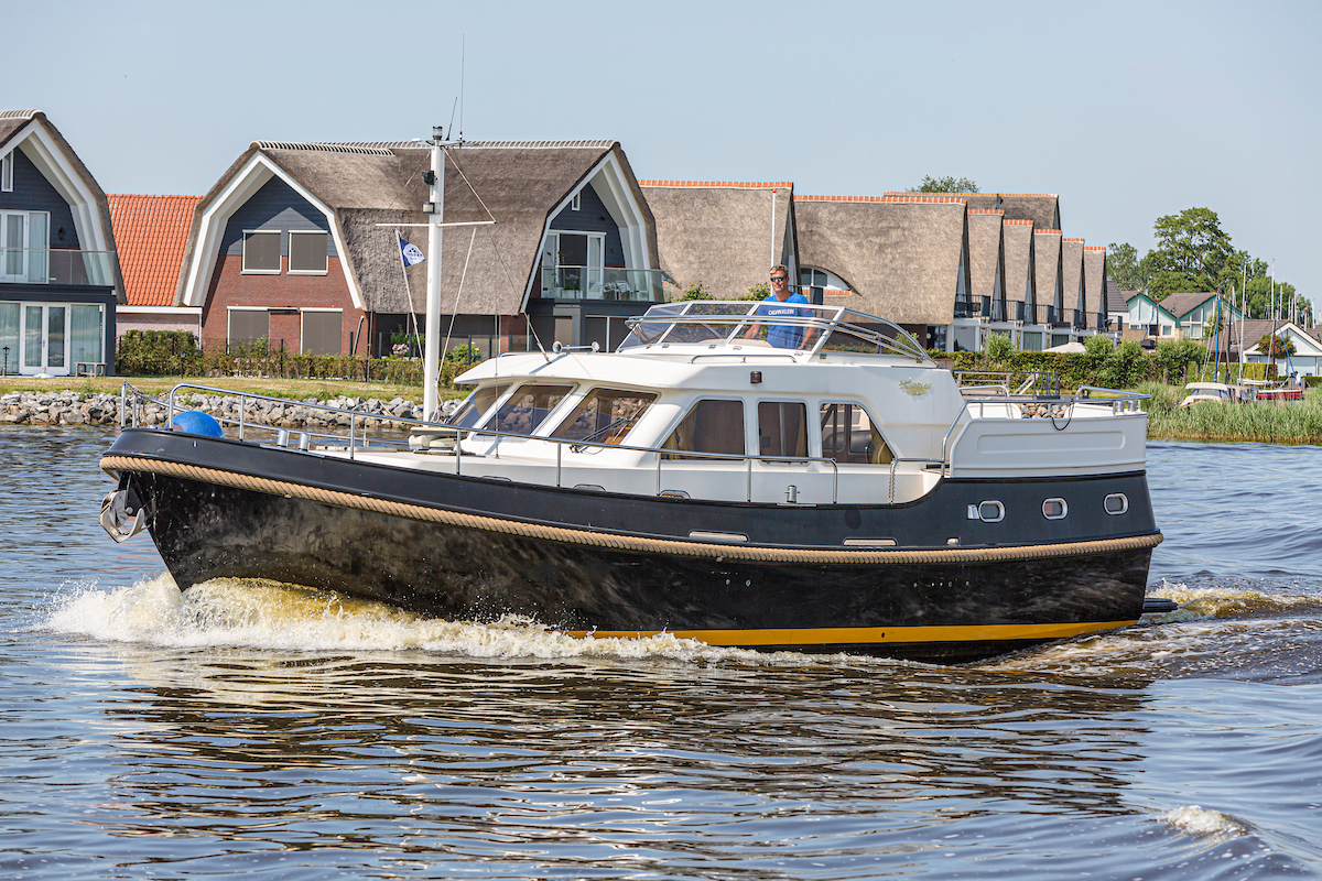 Linssen Grand Sturdy 410 Gold - Motorboot huren - Ottenhome Heeg